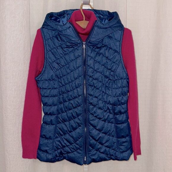 Chico’s 1 (8-10) Blue Water Resistant Knit Puffer Insulated Full Zip Vest - Picture 1 of 16
